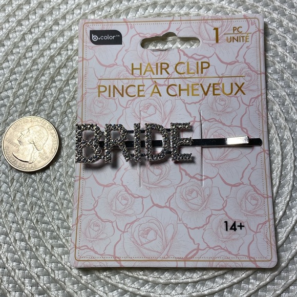 Bride Rhinestones Hair Clip - Picture 3 of 3